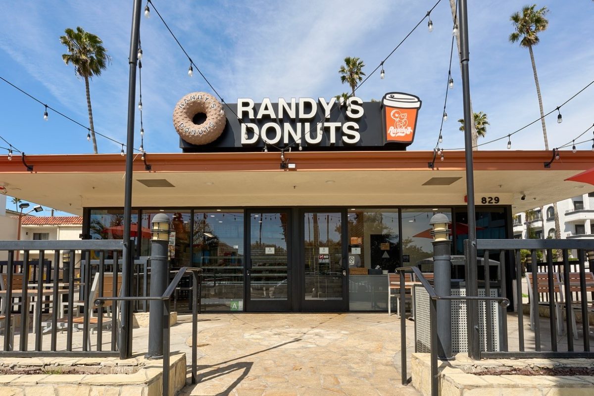 Randy’s Donuts Investing In An American Icon